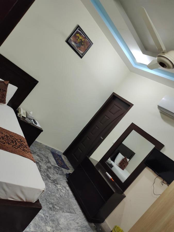 Hotel Park View Лахор Екстериор снимка